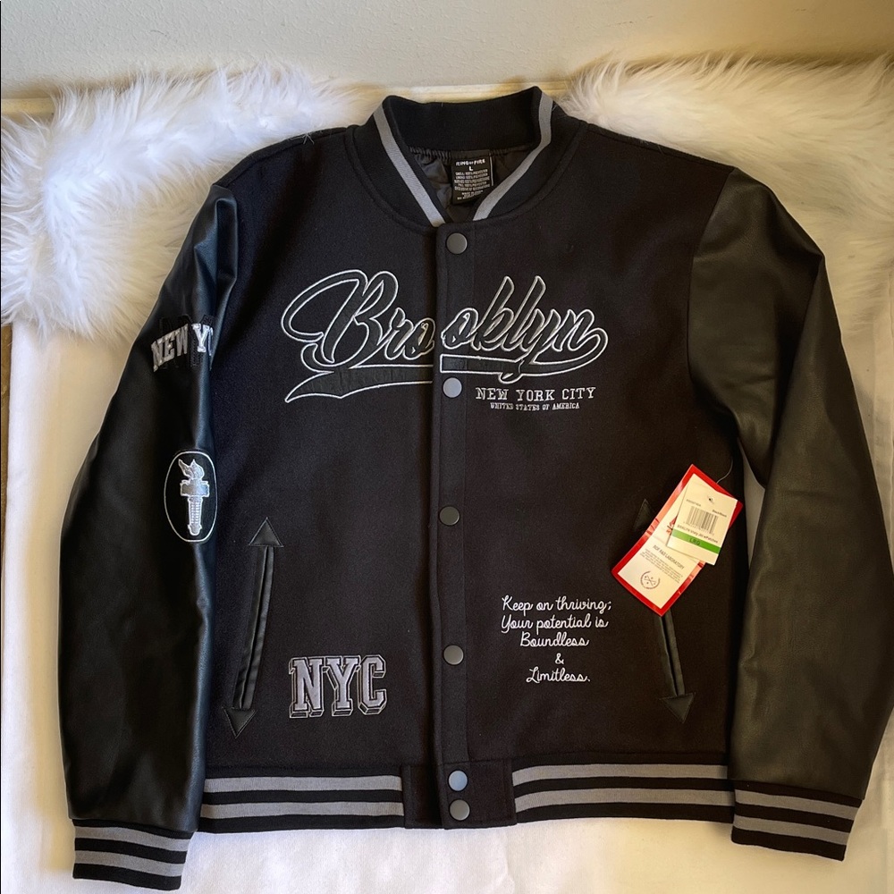 Ring of Fire Boys Brooklyn Woolen Patched Varsity Jacket Size Large. NWT.